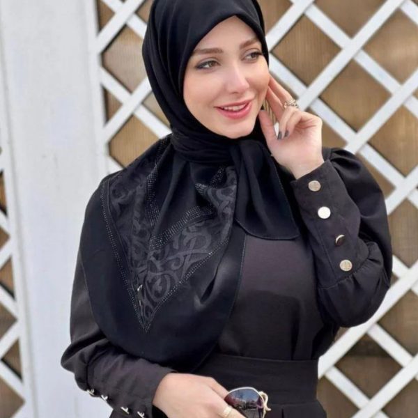 خرید عمده روسری کرپ مجلسی