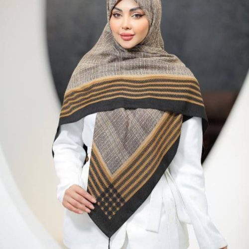 خرید عمده روسری زنانه سیا اسکارف منگوله دار