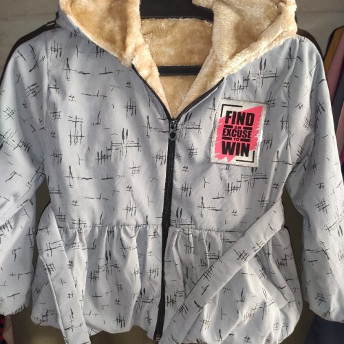 سویشرت دخترانه داخل خز بره ای کد 134618 - خرید کاپشن و هودی دخترانه عمده