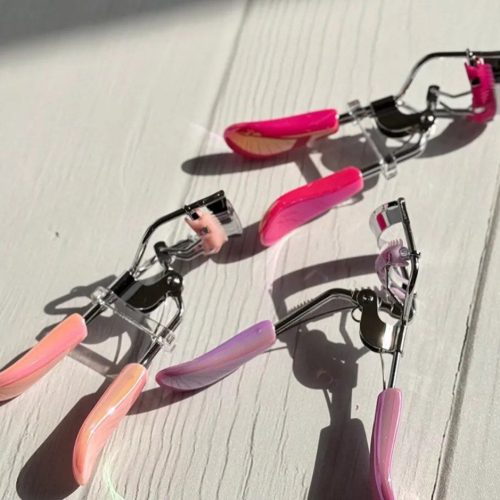 فرمژه دست سیلیکونی شانه‌دار کد 135571 - خرید ابزار آرایشی عمده