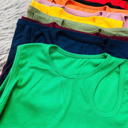 نیم تنه کراپ یقه اشکی کد 136254 - خرید تاپ و تیشرت زنانه عمده