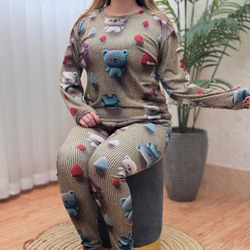 فروش عمده ست بلوز شلوار زنانه مخمل سه بعدی کد 130431