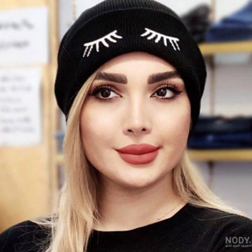 کلاه بافت گلدوزی چشم کد 135052 - خرید بلوز تک زنانه عمده