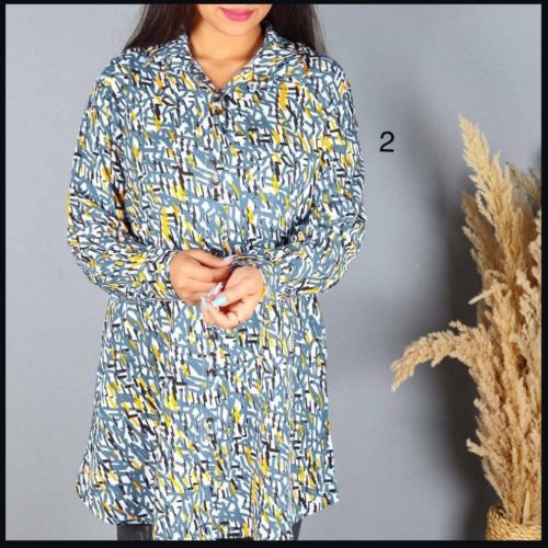 مانتو جلو دکمه طرح میکس کد 135068 - خرید مانتو زنانه عمده