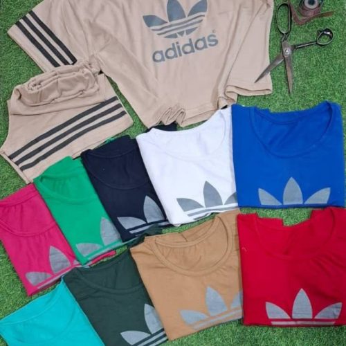 ست کراپ شورتک آدیداس کد 135873 - خرید ست تاب شلوارک زنانه عمده