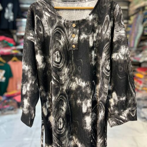 تونیک طرح دار قواره بزرگ جلو دگمه کد 135830 - خرید تونیک زنانه عمده