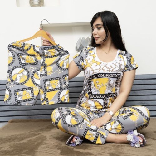 فروش عمده ست ۳ تیکه زنانه در طرح های مختلف - ست تیشرت شلوار زنانه عمده