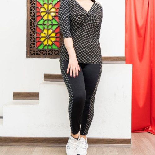 فروش عمده ست بلوز جلو گره ای و ساپورت زنانه - ست تیشرت شلوار زنانه عمده