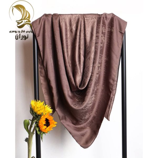 خرید عمده روسری ژاکارد طرح پتینه فندی FENDI اعلاء - شال و روسری زنانه عمده