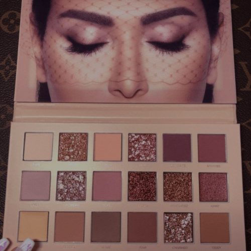 فروش عمده پالت سایه نود هدی بیوتی (18 رنگ) کد 130840