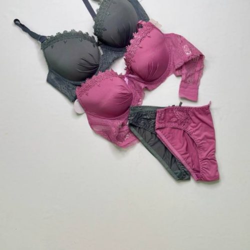 ست شورت و سوتین کاپ Dسایز از ۹۰ تا ۱۱۵ کد 139629 - خرید شورت و سوتین زنانه عمده