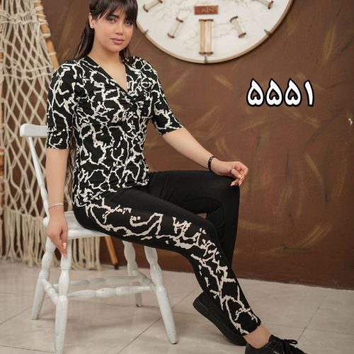 خرید عمده ست تیشرت شلوار جلو گره ای رعدوبرق های فلامنت گیاهی - ست تیشرت شلوار زنانه عمده