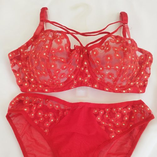 ست گل بابونه کد 141952 - خرید شورت و سوتین زنانه عمده