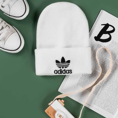 کلاه بافت گلدوزی کد 134755 - خرید تاپ و تیشرت زنانه عمده