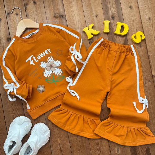 ست بلوز شلوار دخترانه چین دار نوار دوزی flower کد 135341 - خرید ست بلوز شلوار دخترانه عمده