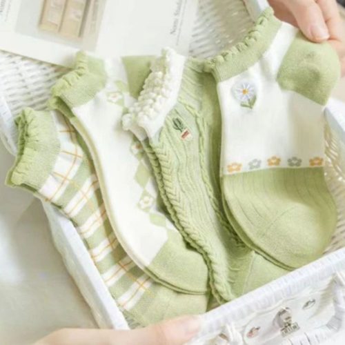 فروش عمده 🌱 جوراب مچی زنانه تم سبز گلدوزی - جوراب زنانه عمده