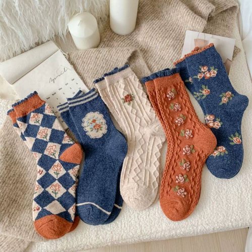 فروش عمده 🔥 جوراب ساقدار زنانه گل نارنجی خارجی کد 132818