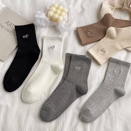 جوراب زنانه نیم ساق گلدوزی قلب hi خارجی کد 133448 - خرید جوراب زنانه عمده