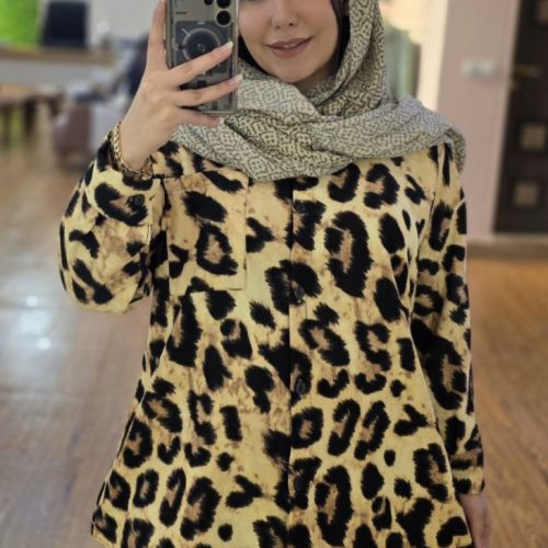 فروش عمده شومیز زنانه پلنگی مخمل کبریتی کد 132164