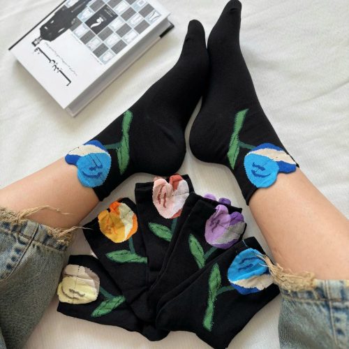 فروش عمده جوراب زنانه ساقدار مشکی گل لاله خارجی کد 133211