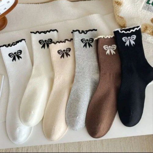 جوراب زنانه ساقدار پاپیونی خارجی کد 134107 - خرید جوراب زنانه عمده