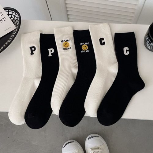 جوراب زنانه ساقدار کبریتی گلدوزی اسپرت خارجی کد 137139 - خرید جوراب زنانه عمده