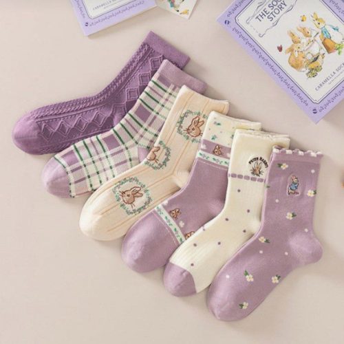 جوراب زنانه ساقدار گلدوزی تم بنفش خارجی کد 137493 - خرید جوراب زنانه عمده