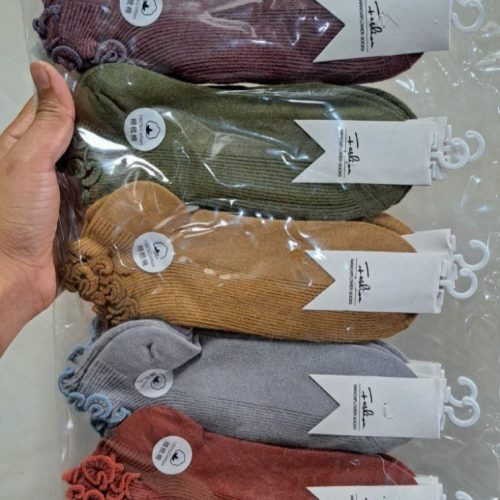 جوراب زنانه مچی لب فر خارجی کد 137621 - خرید جوراب زنانه عمده