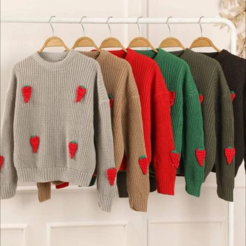 فروش عمده بلوز بافت توت فرنگی گلدوزی شده برجسته کد 131902